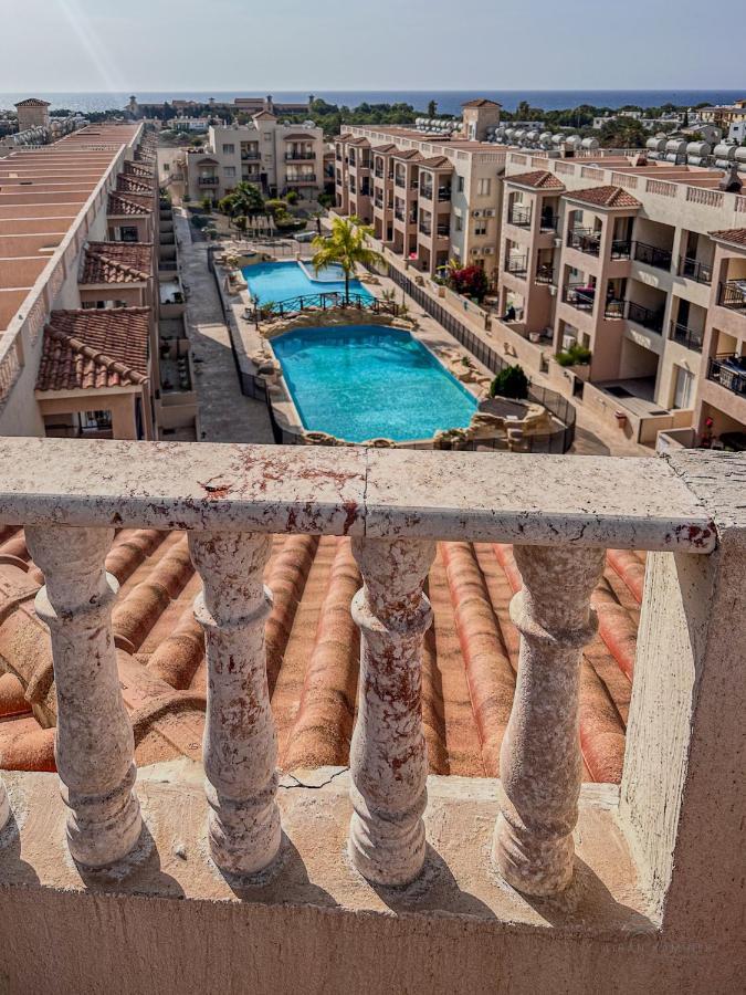 Ferienwohnung Royal Seacrest Crown-Jewel, 2B, Pools, Sea, Center Paphos Exterior foto