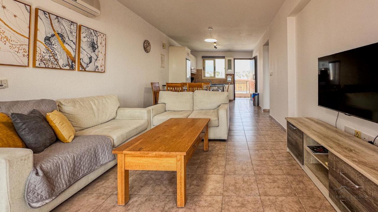 Ferienwohnung Royal Seacrest Crown-Jewel, 2B, Pools, Sea, Center Paphos Exterior foto